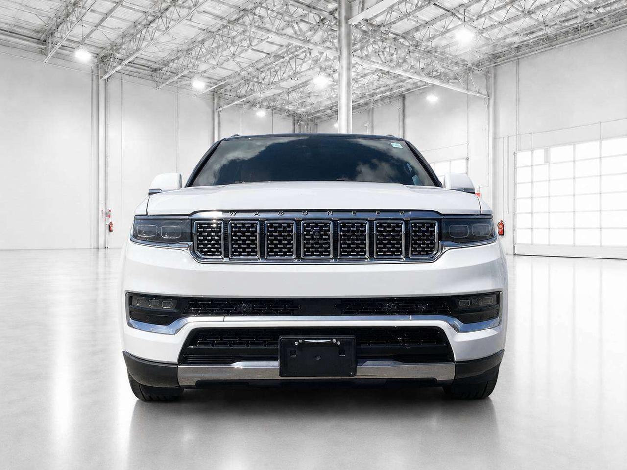 2022 Jeep Grand Wagoneer Series III Photo