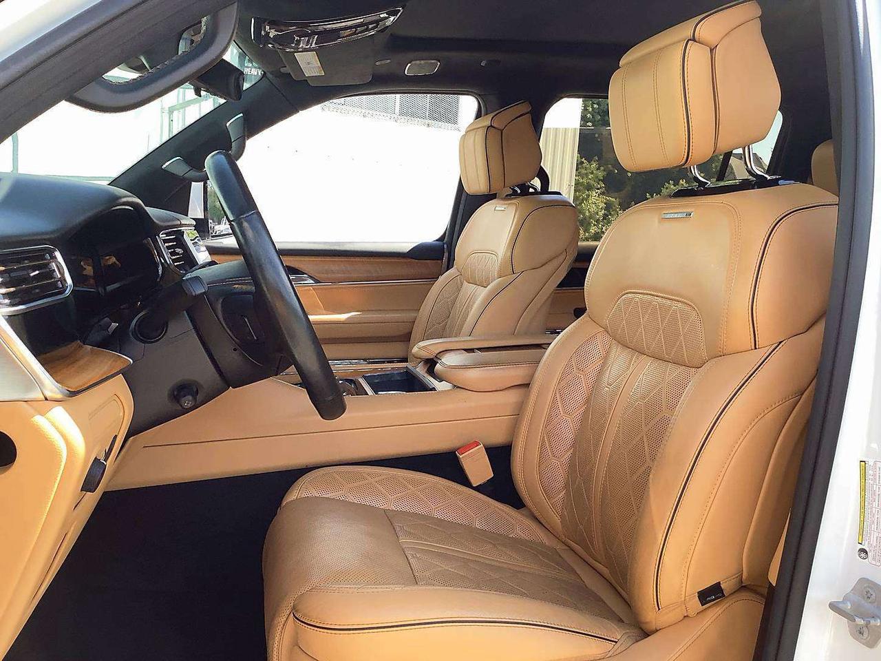 2022 Jeep Grand Wagoneer Series III Photo