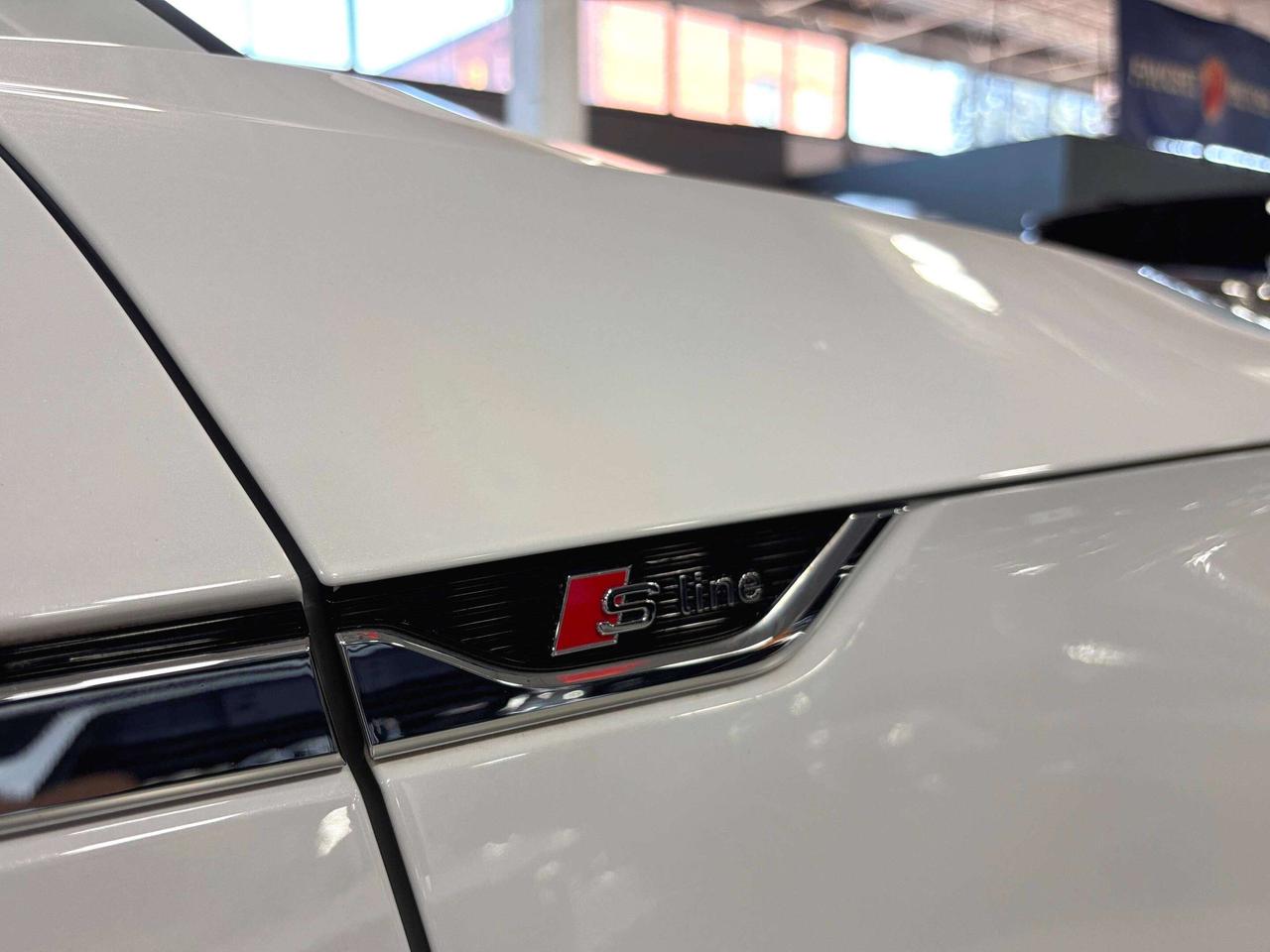 2021 Audi A5 Sportback Progressiv|S-LINE|QUATTRO|CLUSTERNAV|LEATHER|ROOF| Photo