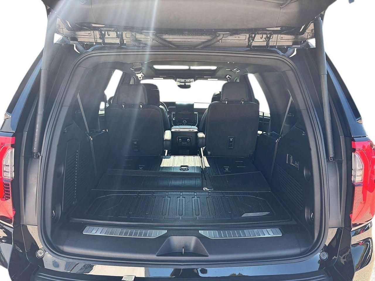 2025 GMC Yukon Denali Photo