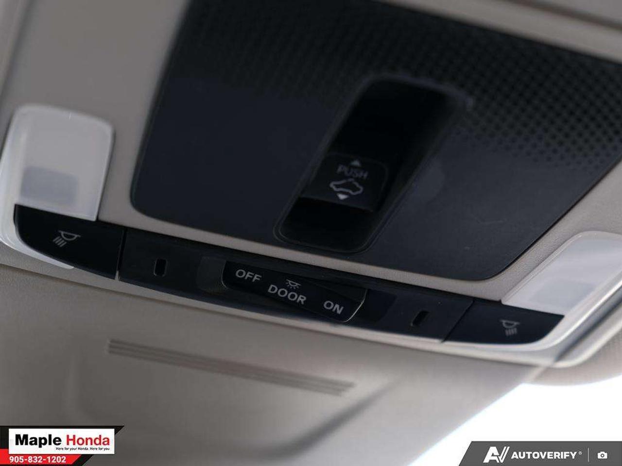 2023 Honda CR-V Sunroof | Car play| Auto Start| Honda Sensing| Photo