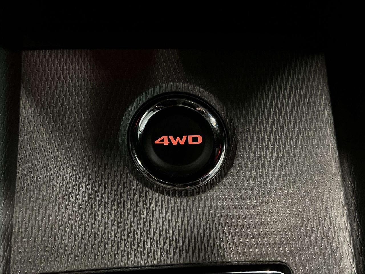 2019 Mitsubishi RVR SE AWD | LOW KMS! | HTD SEATS | CARPLAY | ALLOYS Photo
