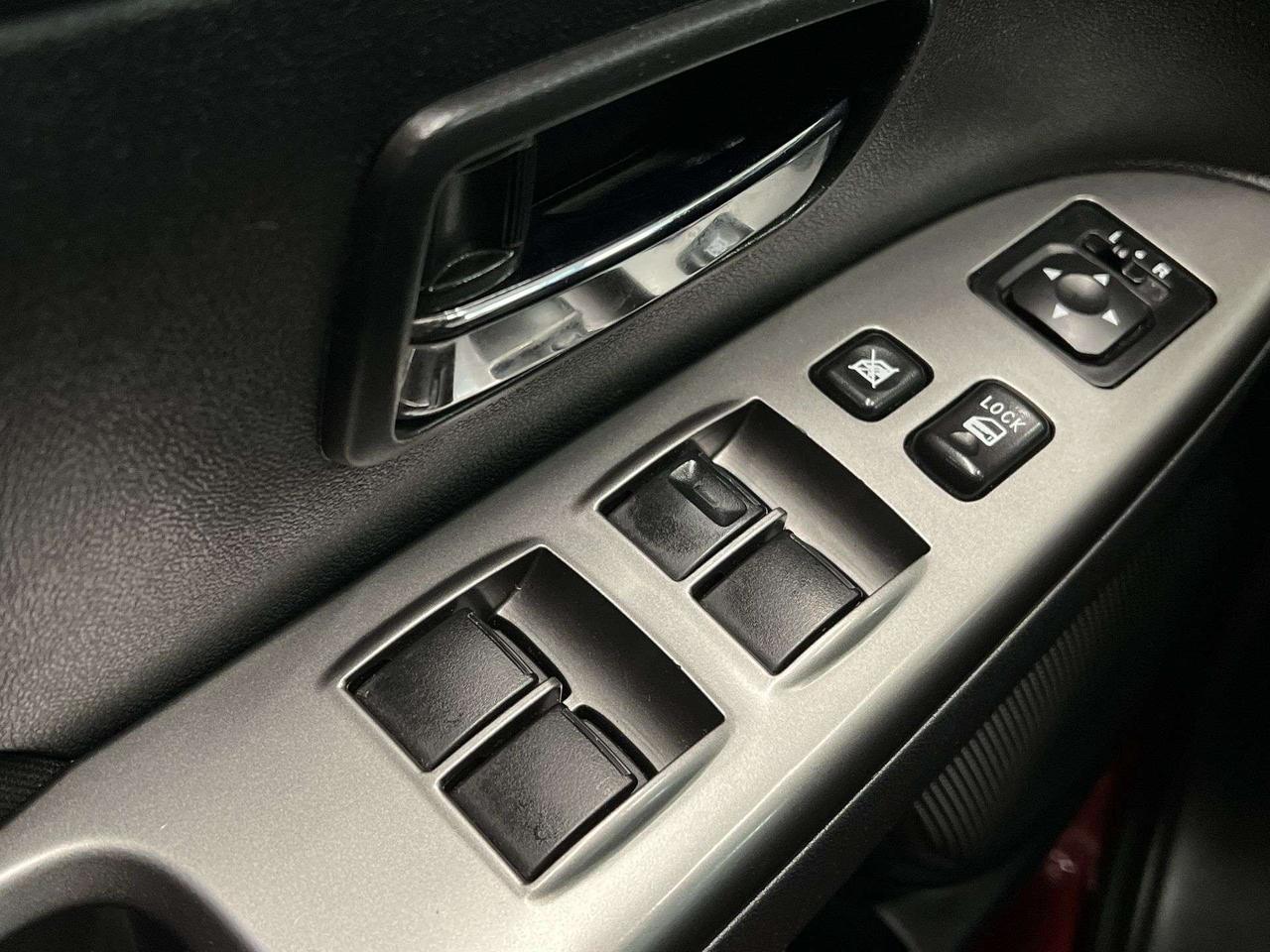 2019 Mitsubishi RVR SE AWD | LOW KMS! | HTD SEATS | CARPLAY | ALLOYS Photo