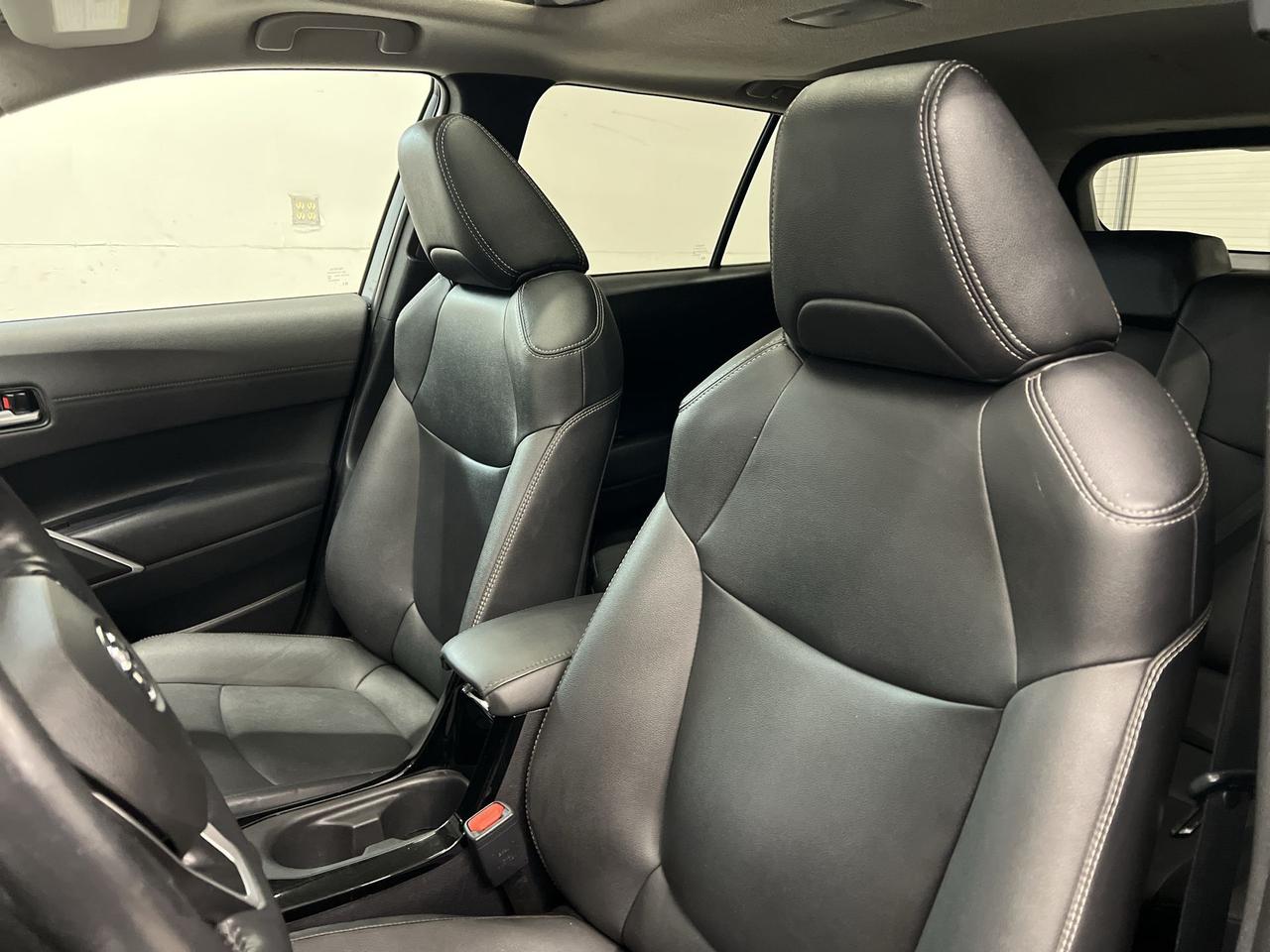 2021 Toyota Highlander AWD | 8-PASS | CARPLAY | ALLOYS | ADAPT. CRUISE Photo