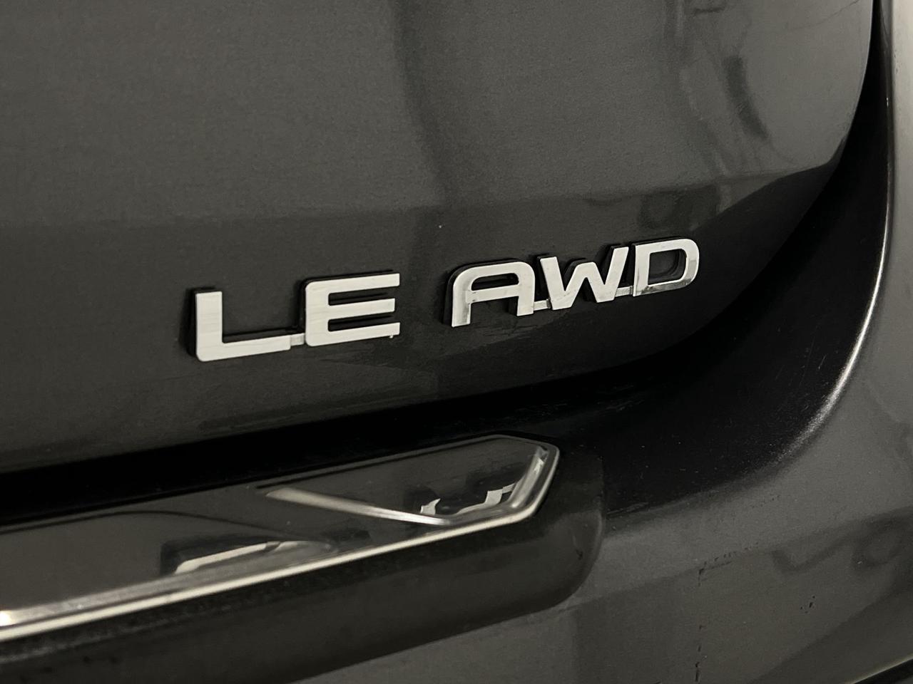 2021 Toyota Highlander AWD | 8-PASS | CARPLAY | ALLOYS | ADAPT. CRUISE Photo