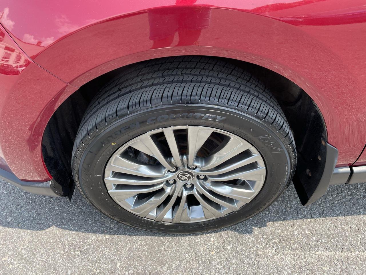 2021 Toyota Venza XLE XLE HYBRID, ONLY 48KKM!!  SOFTEX, NAV, JBL SOU Photo