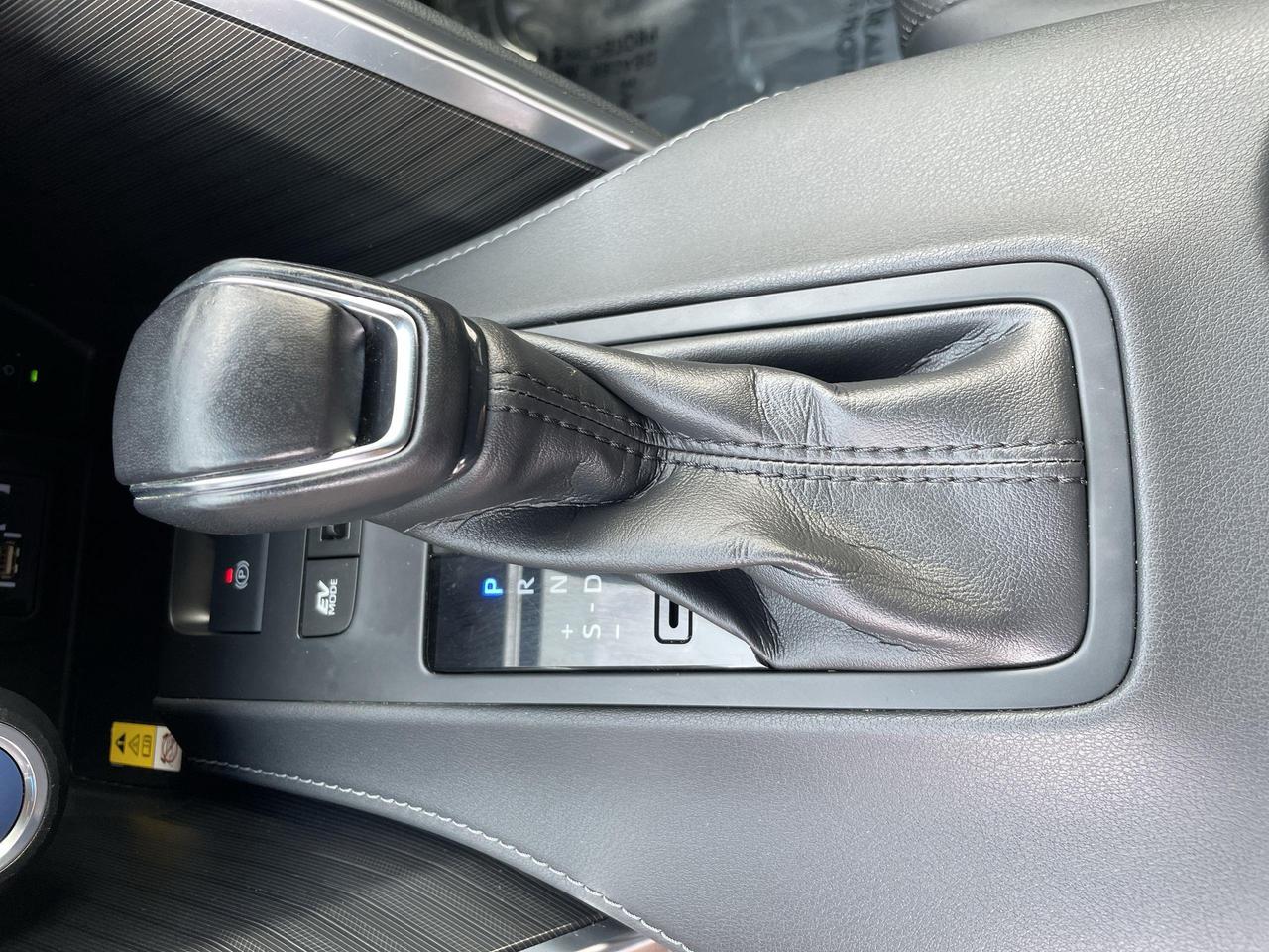 2021 Toyota Venza XLE XLE HYBRID, ONLY 48KKM!!  SOFTEX, NAV, JBL SOU Photo