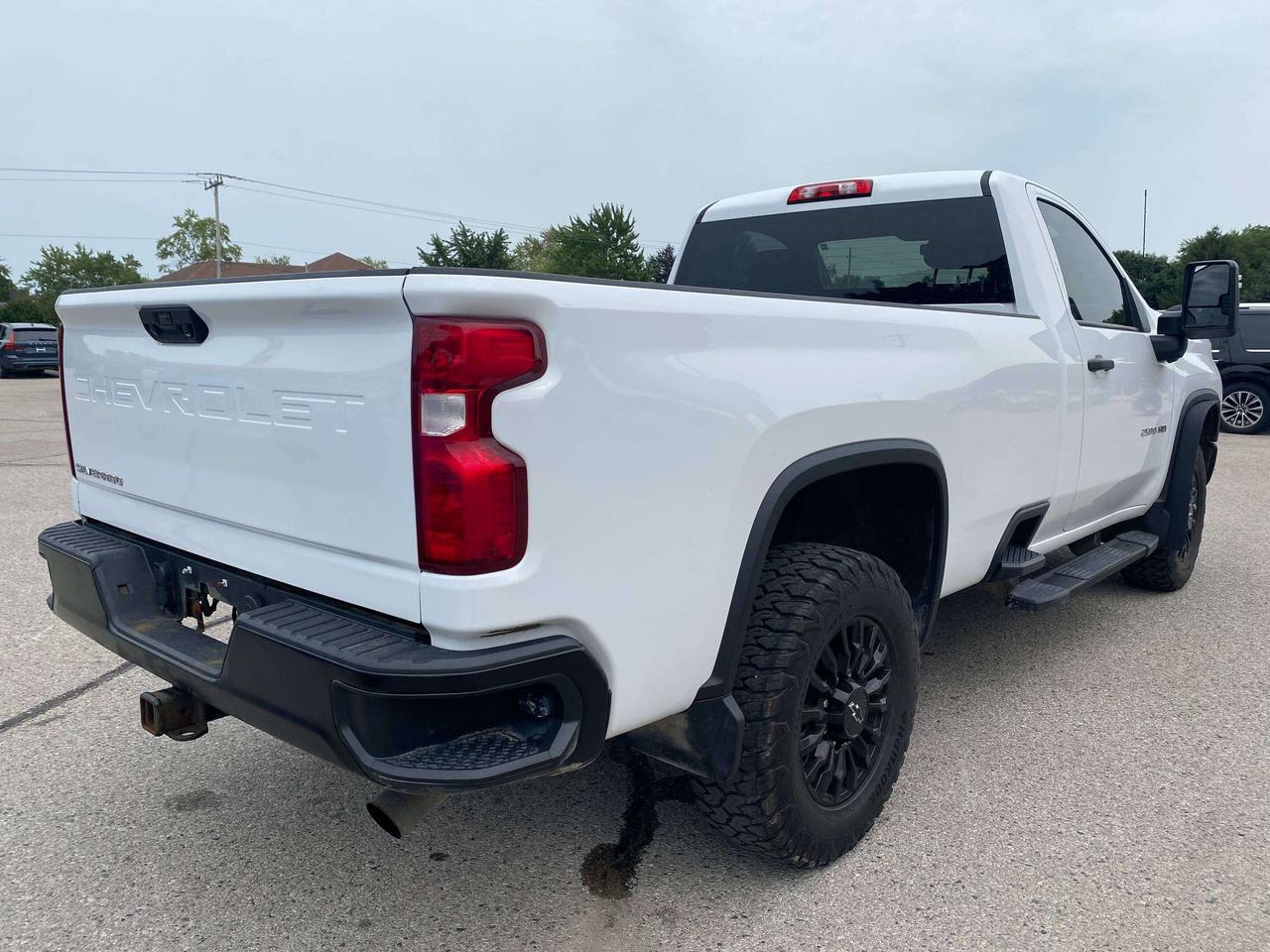 2021 Chevrolet Silverado 2500 CLEAN CARFAX, 4X4, LOW MILEAGE! - Photo #8