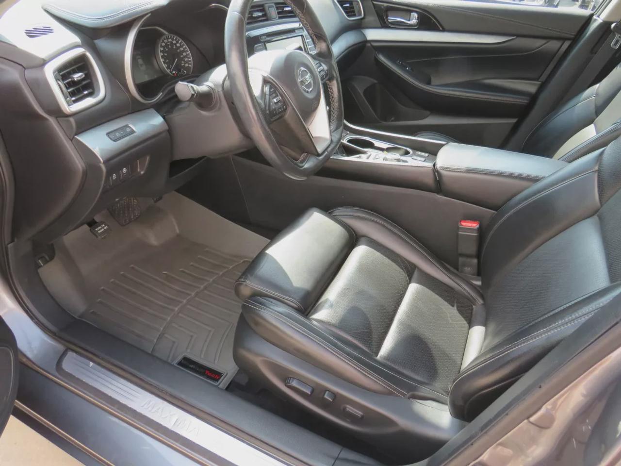 2016 Nissan Maxima SV Photo