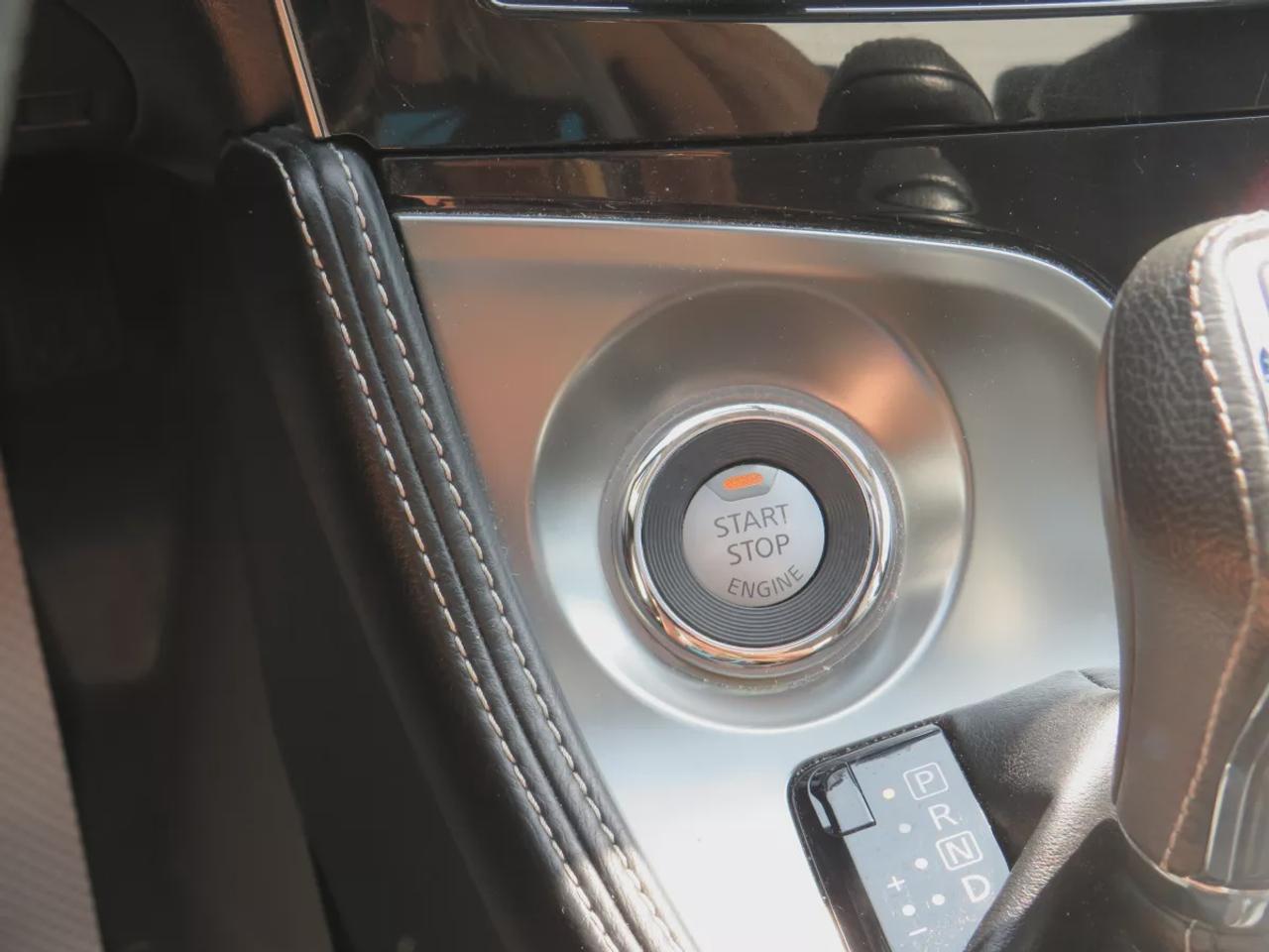 2016 Nissan Maxima SV Photo