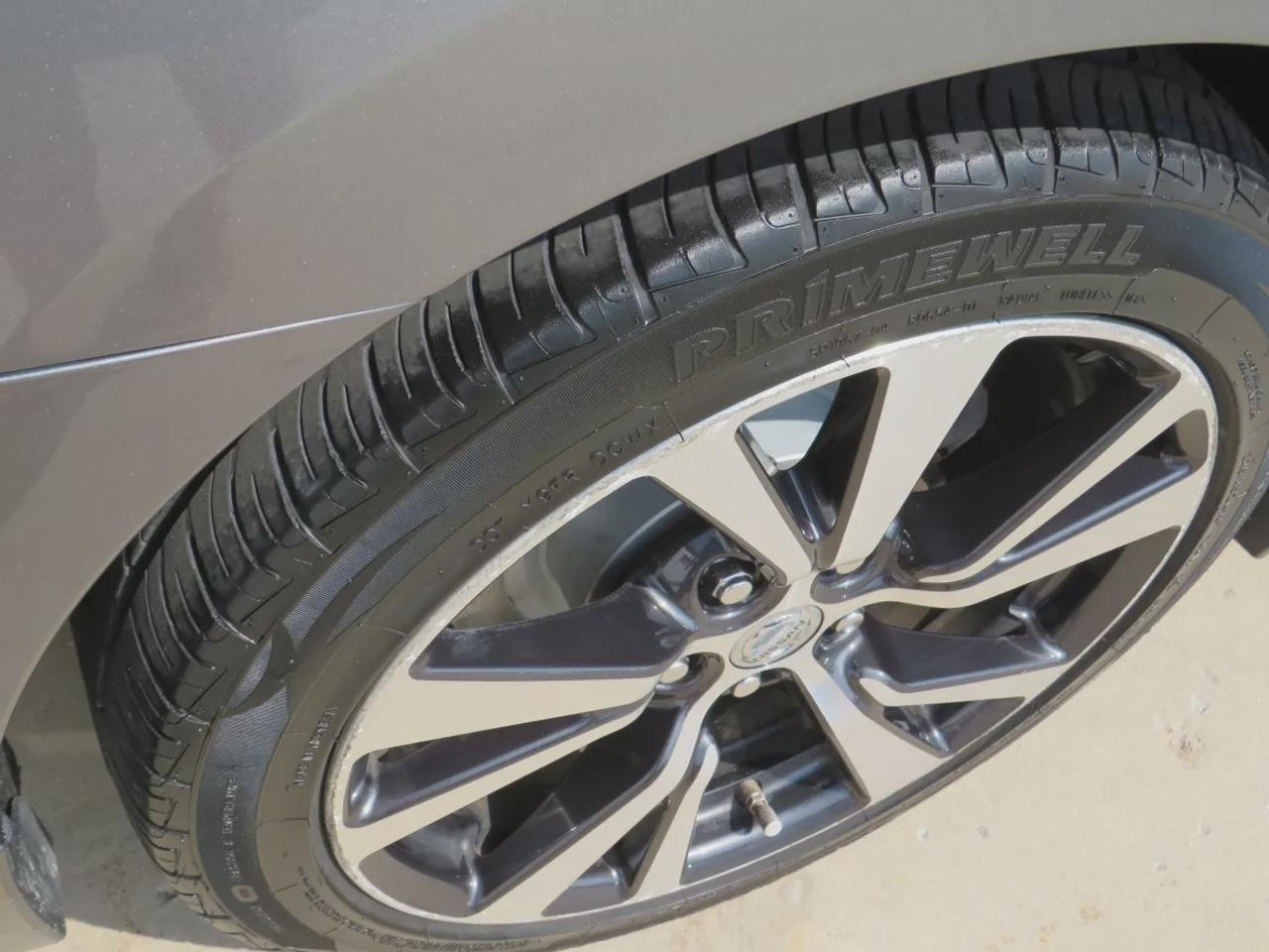 2016 Nissan Maxima SV Photo
