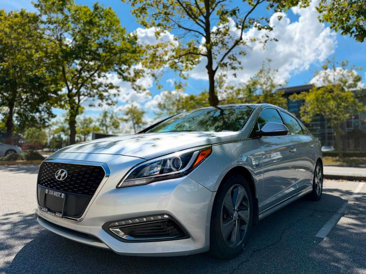 Used 2016 Hyundai Sonata Hybrid for sale in Coquitlam, BC