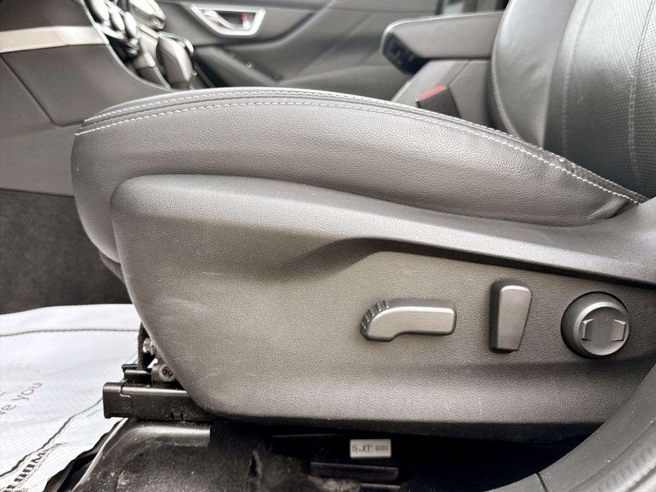 2020 Subaru Forester Limited  **PANO SUNROOF** Photo