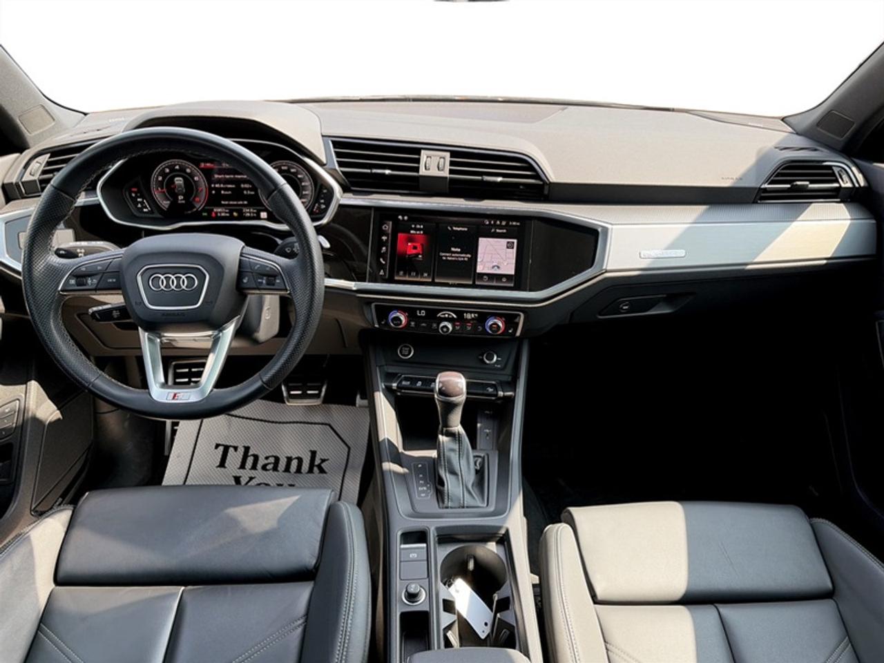 2023 Audi Q3 45 Technik S-line  **CLEAN CARFAX** Photo