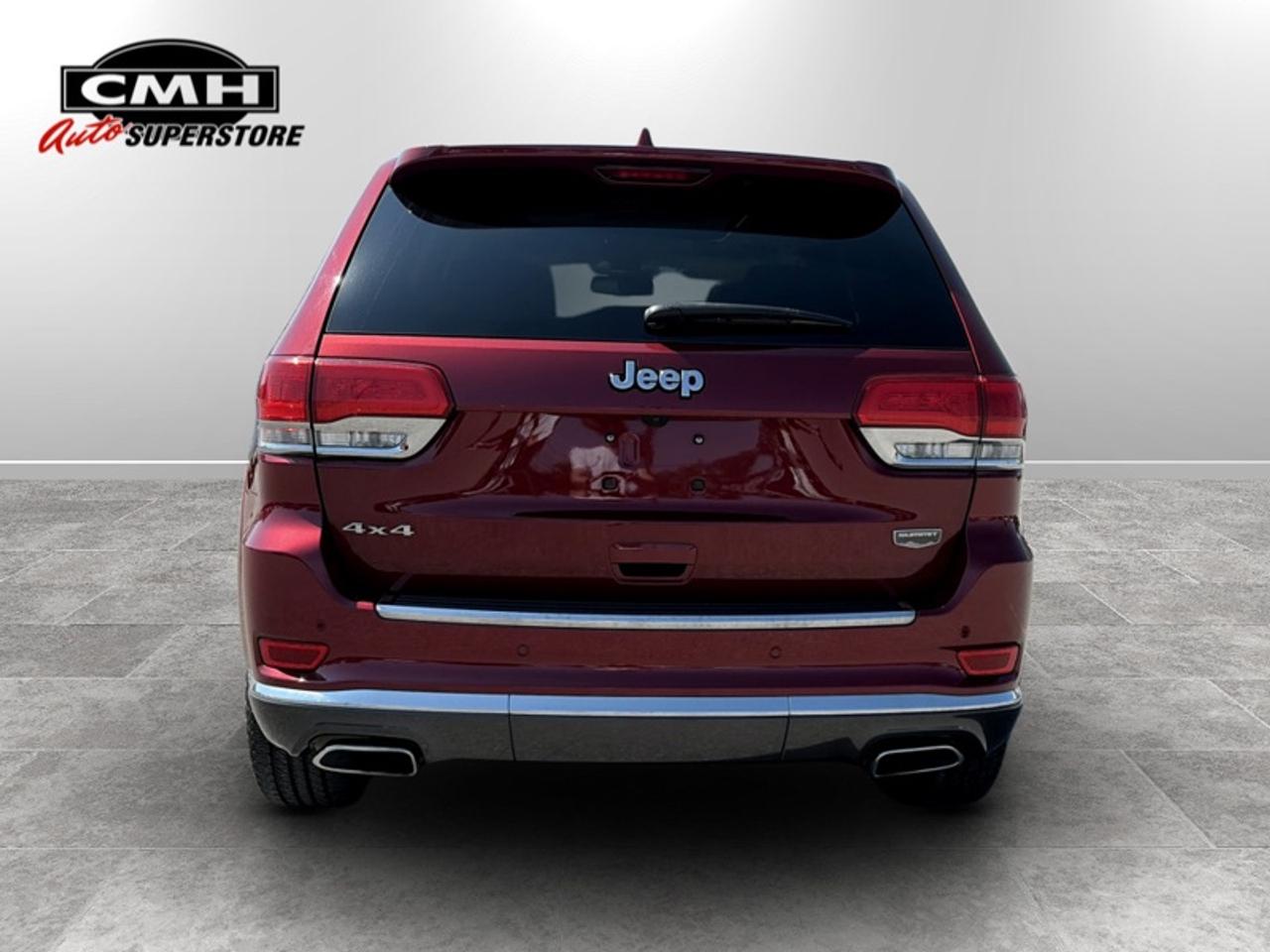2015 Jeep Grand Cherokee Summit  **VERY CLEAN** Photo3