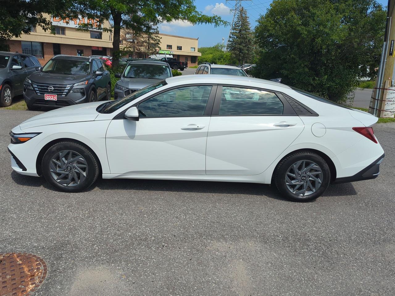 2024 Hyundai Elantra Preferred