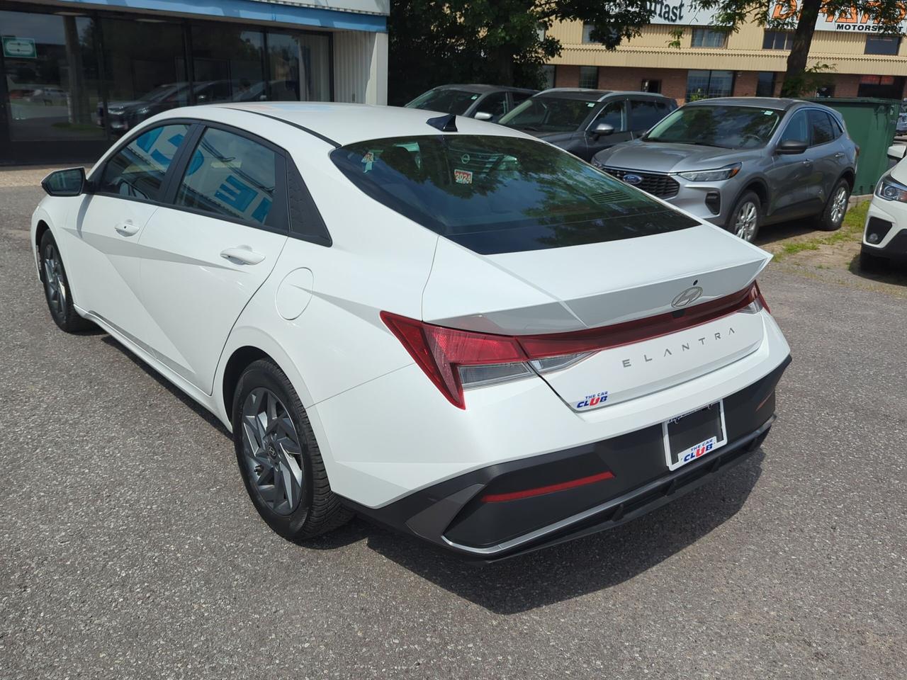 2024 Hyundai Elantra Preferred