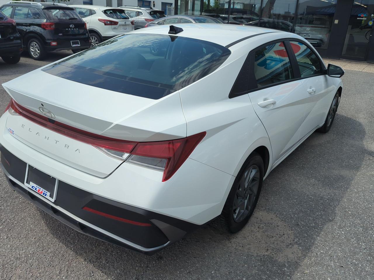 2024 Hyundai Elantra Preferred
