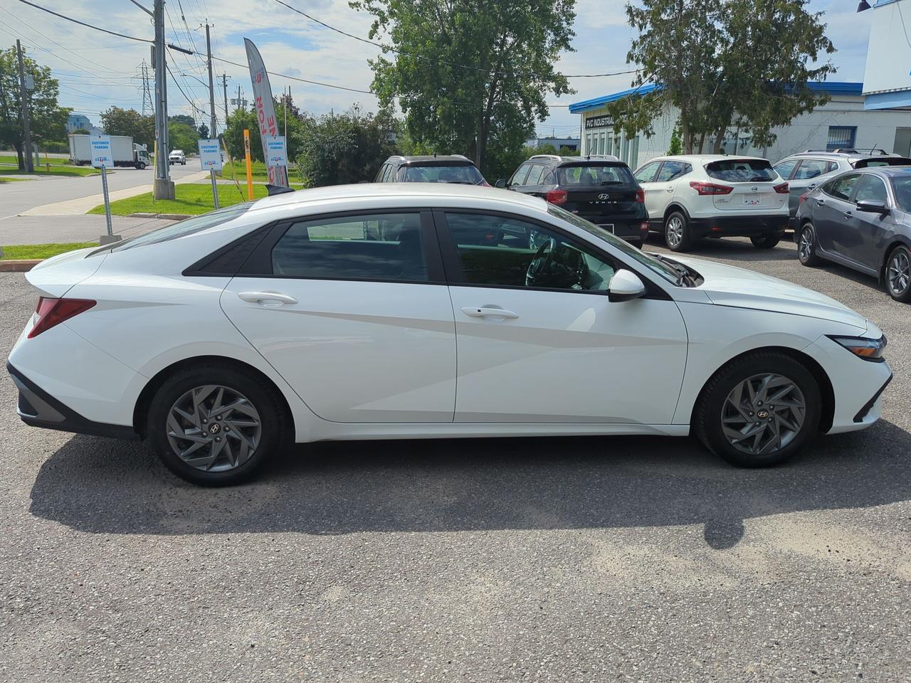 2024 Hyundai Elantra Preferred