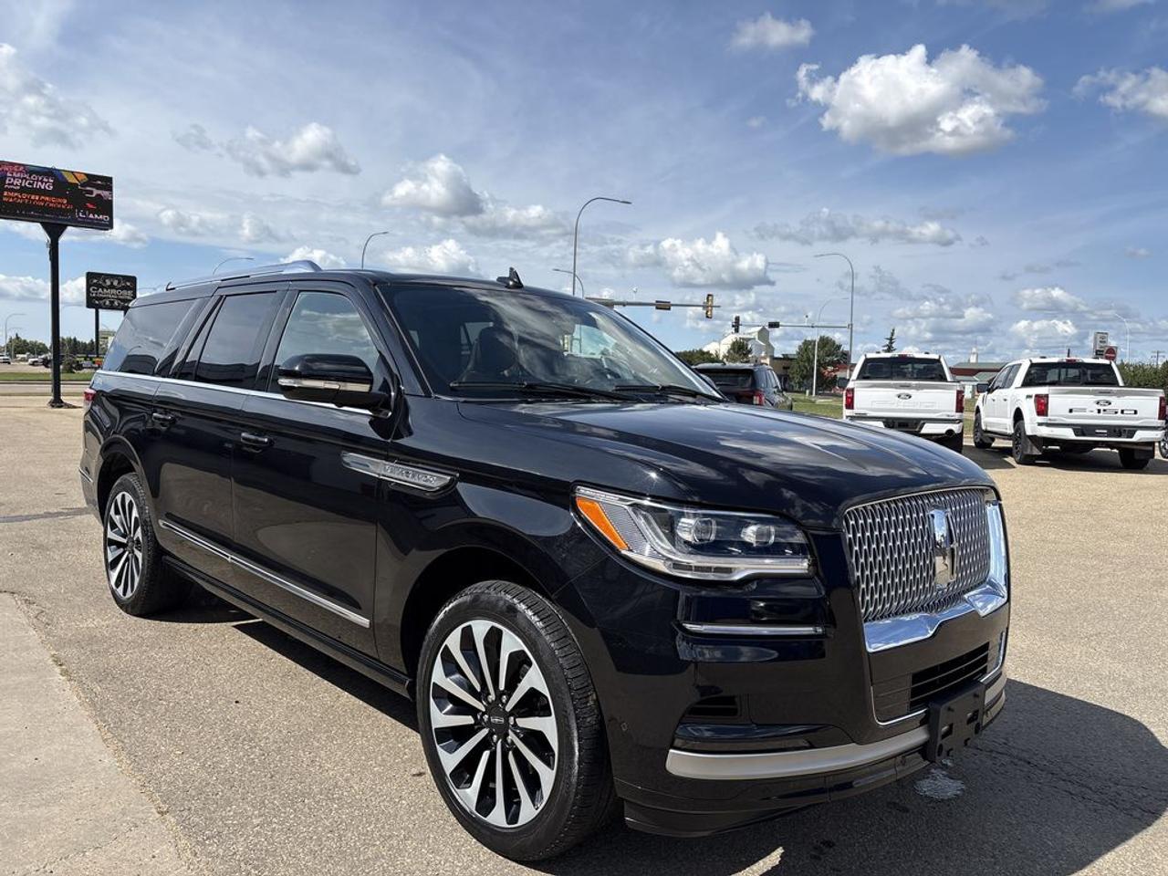 2024 Lincoln Navigator L Reserve Photo0