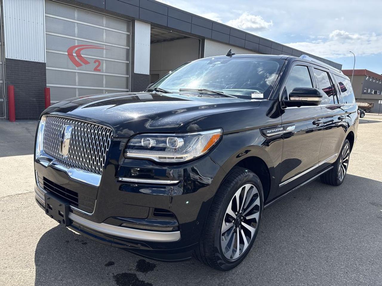 2024 Lincoln Navigator L Reserve Photo1