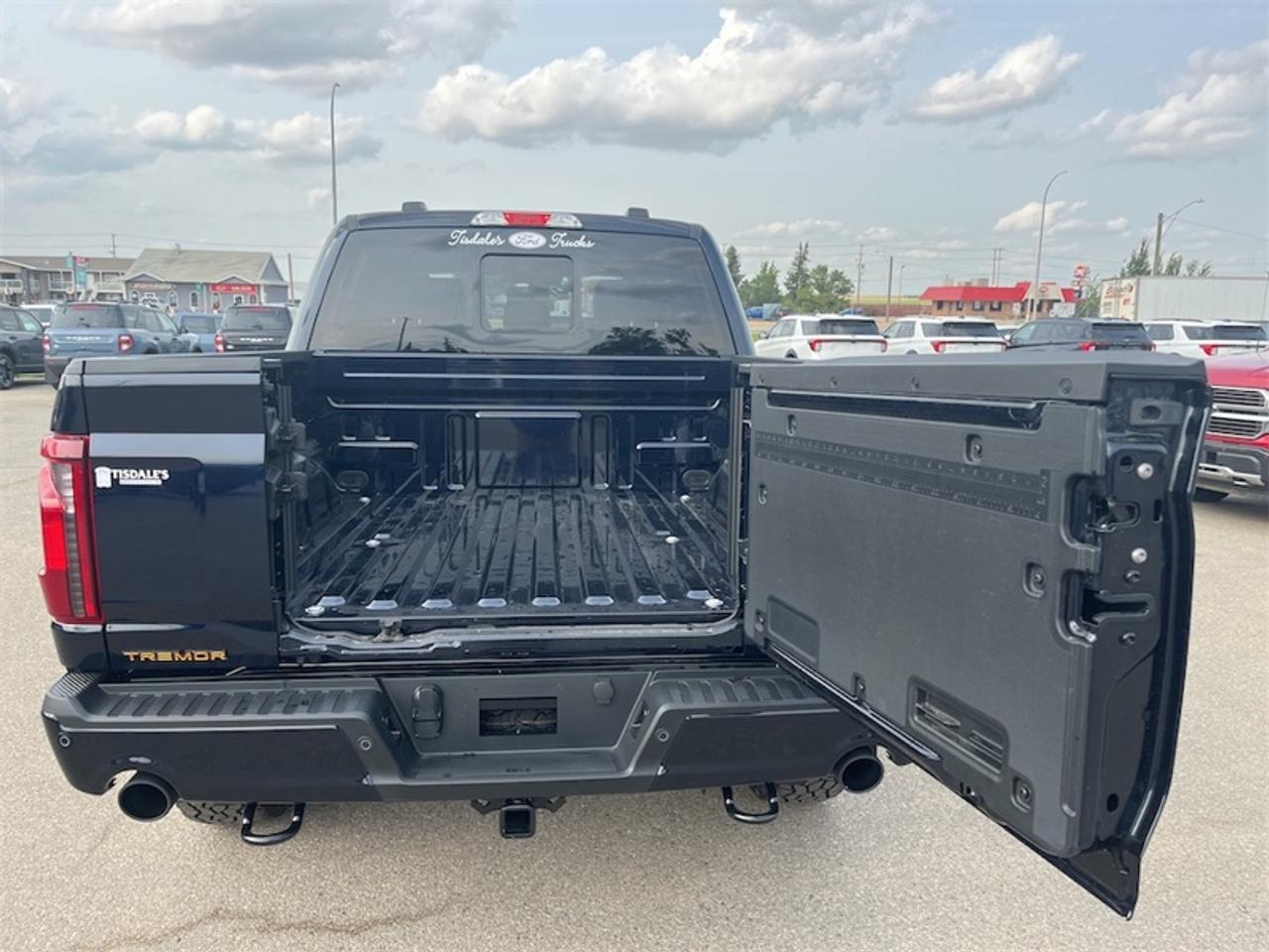 2026 Ford F-150 Tremor  - Leather Seats - Sunroof Photo5