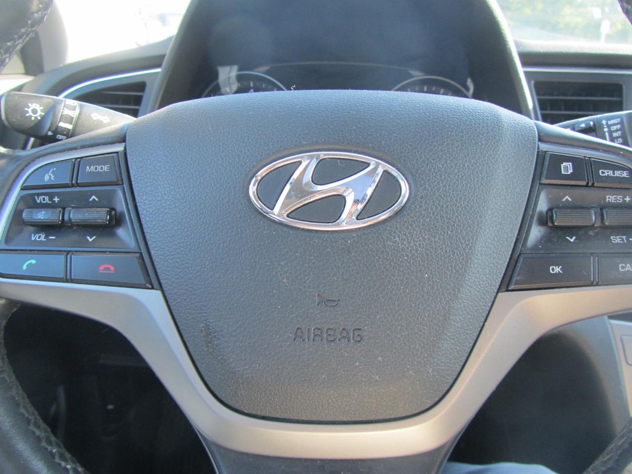 2017 Hyundai Elantra 4dr Sdn Auto GLS Photo