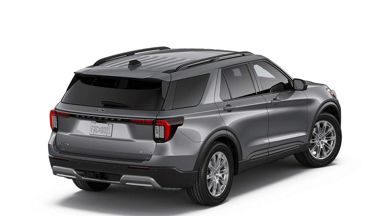 2026 Ford Explorer Active Photo
