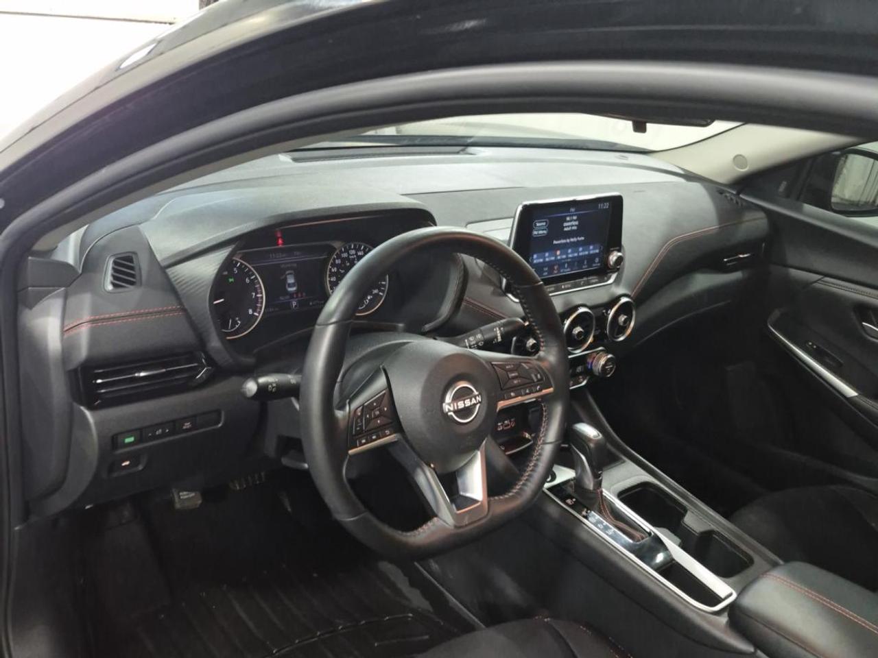 2024 Nissan Sentra SR CVT Photo
