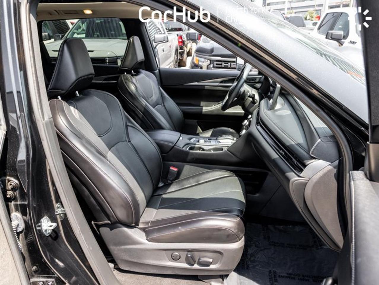 2024 Infiniti QX60 LUXE Apple CarPlay Android Auto Panoramic Roof Remote Start 7-Passenger Seats Photo