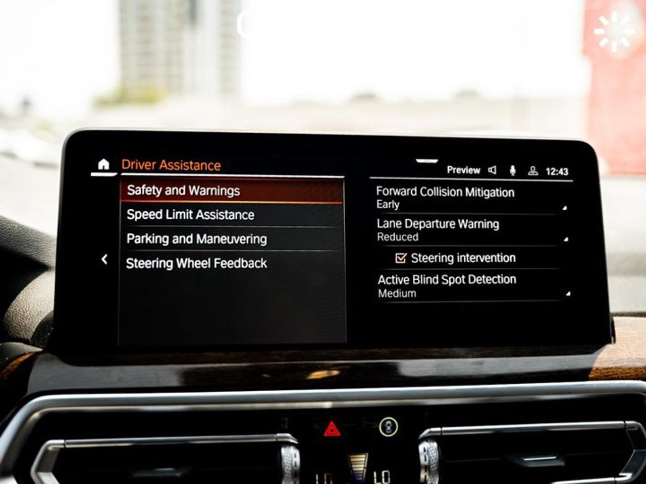 2024 BMW X3 xDrive30i Panoroof Heated Seats & Wheel Navi Active Blind Spot Apple CarPlay Android Auto Photo