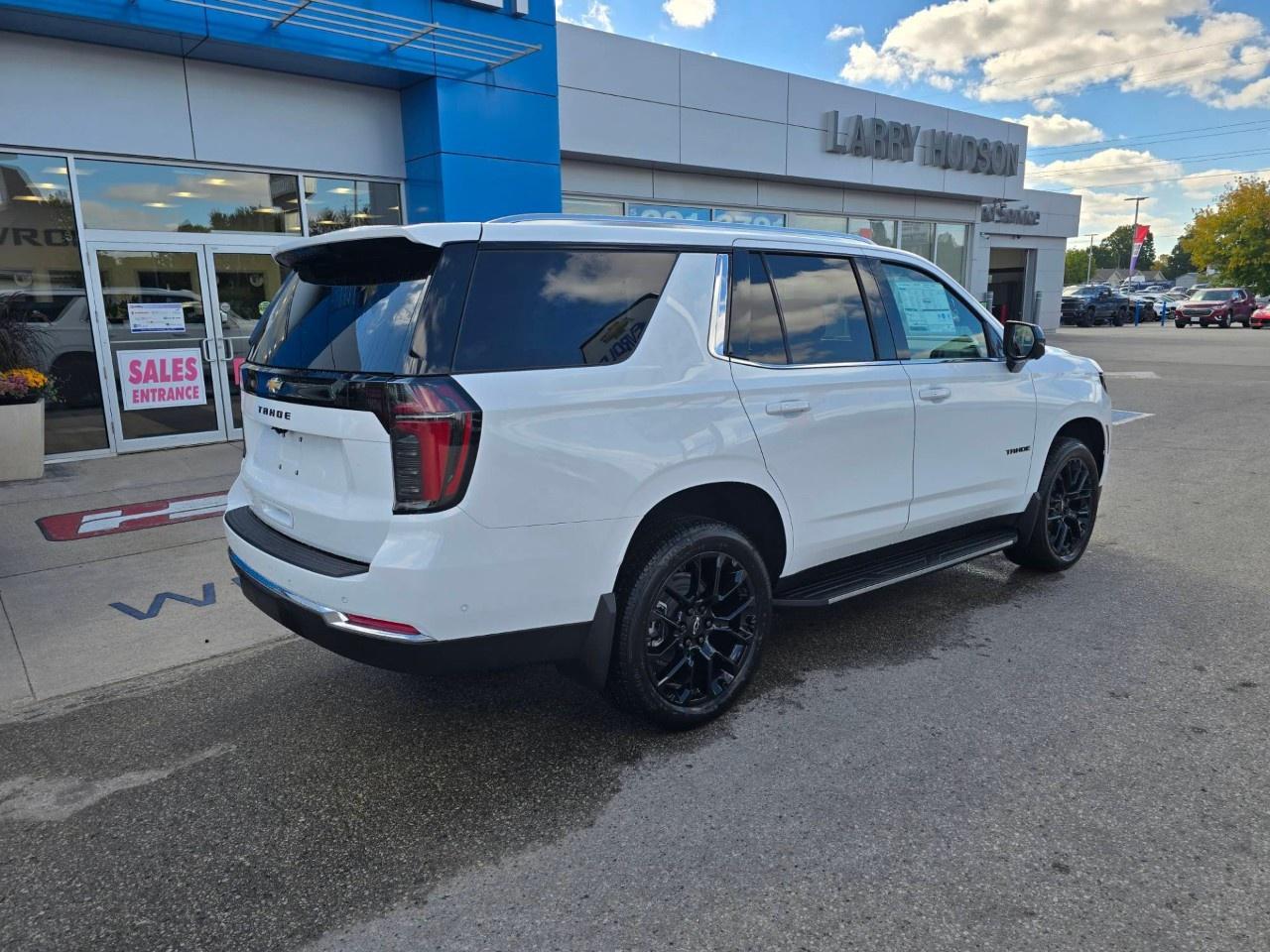2026 Chevrolet Tahoe 4WD 4DR LS Photo