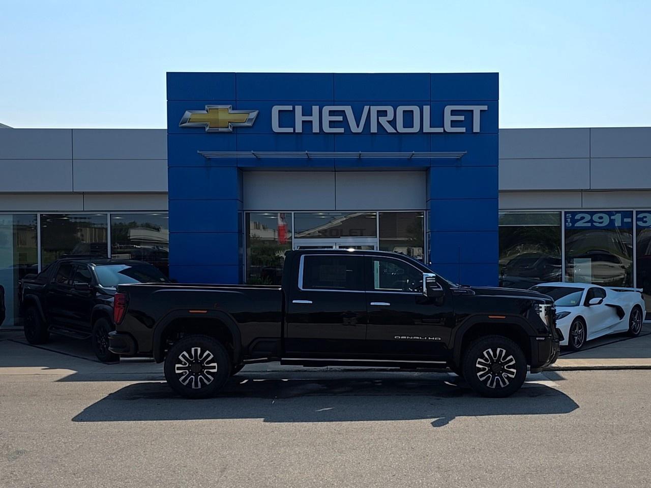 2026 GMC Sierra 2500 HD Crew Cab Standard Box 4-Wheel Drive Denali Ultimate Photo1