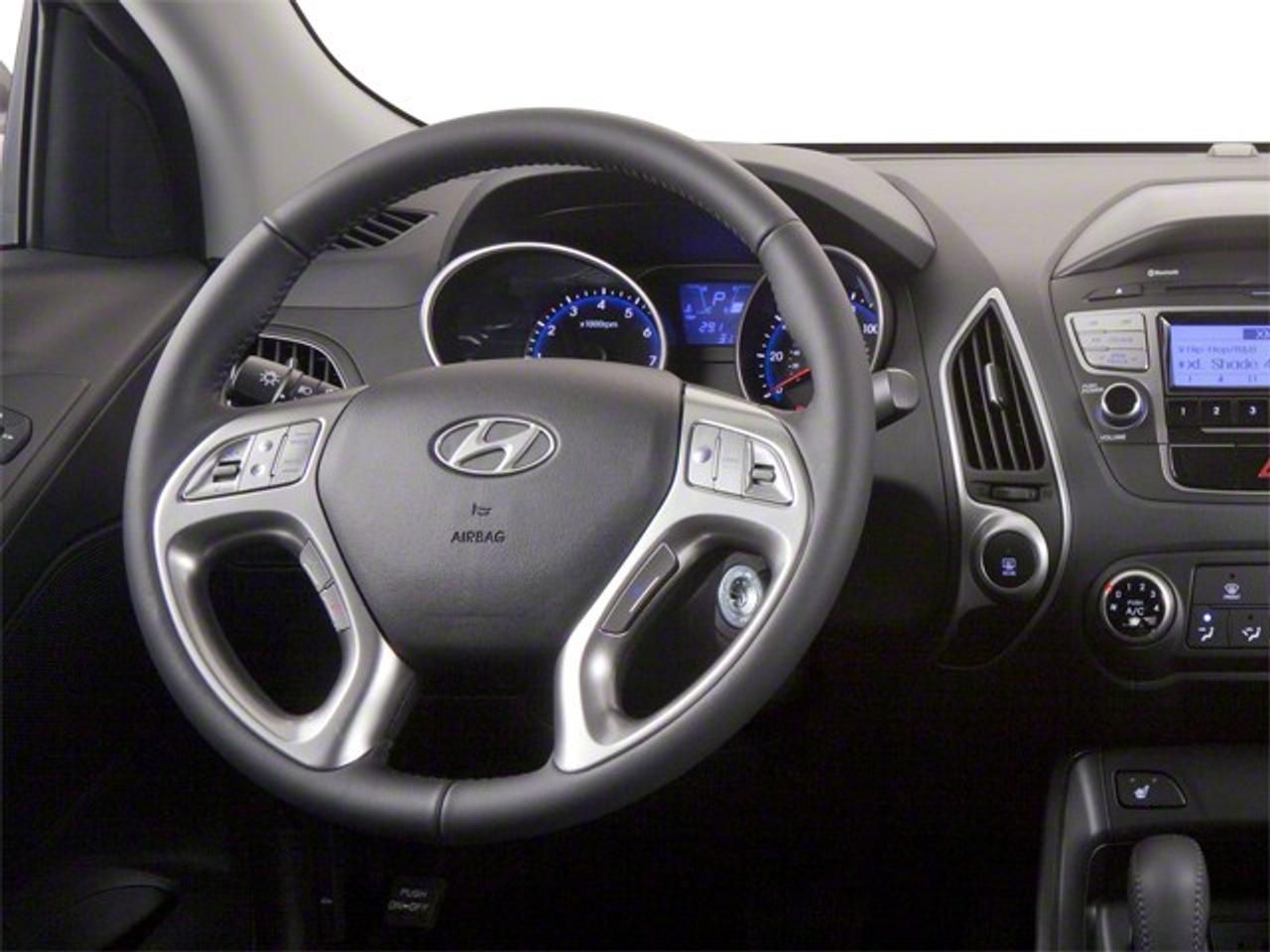2010 Hyundai Tucson FWD 4dr I4 Auto GL Photo