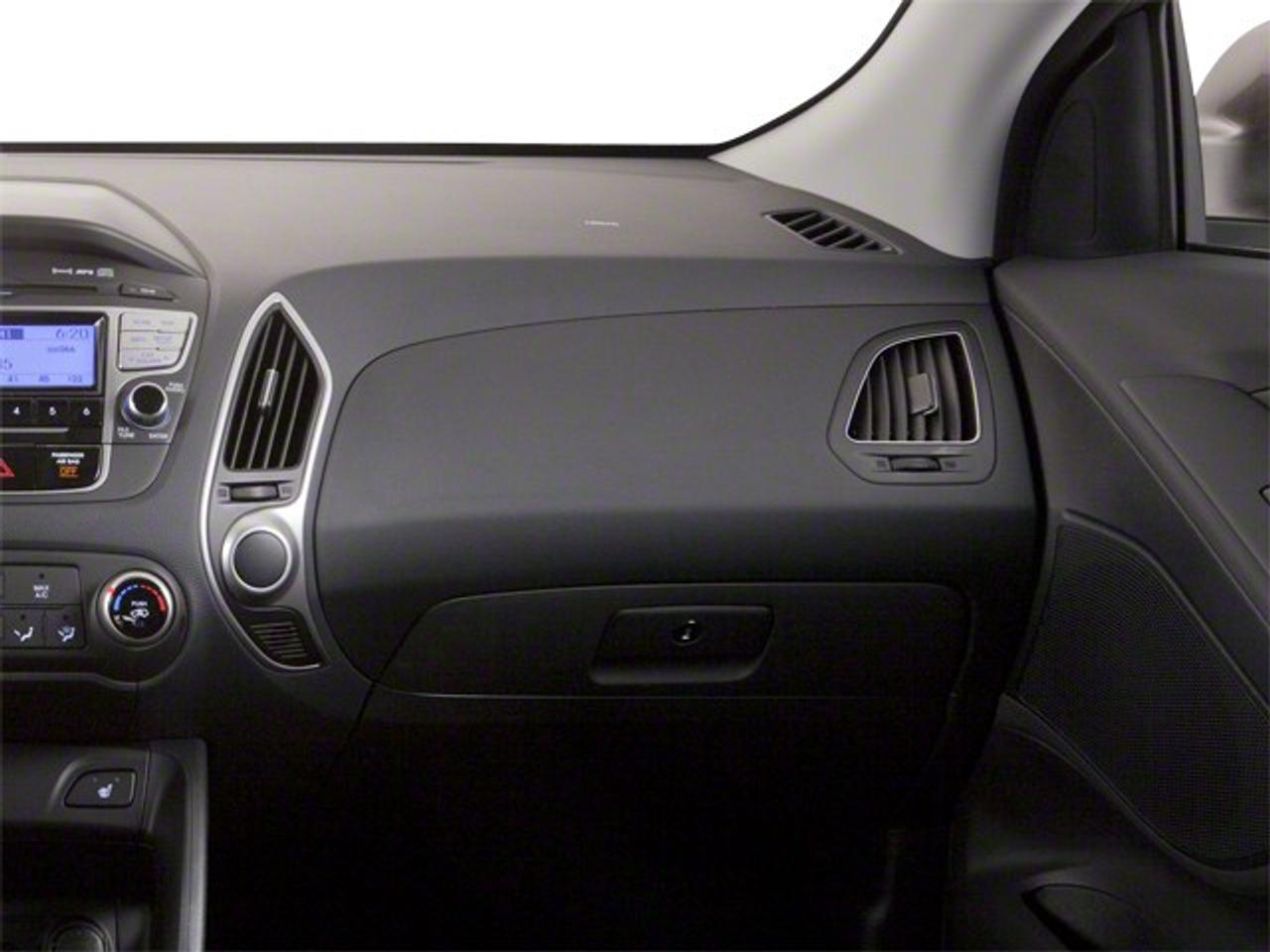 2010 Hyundai Tucson FWD 4dr I4 Auto GL Photo