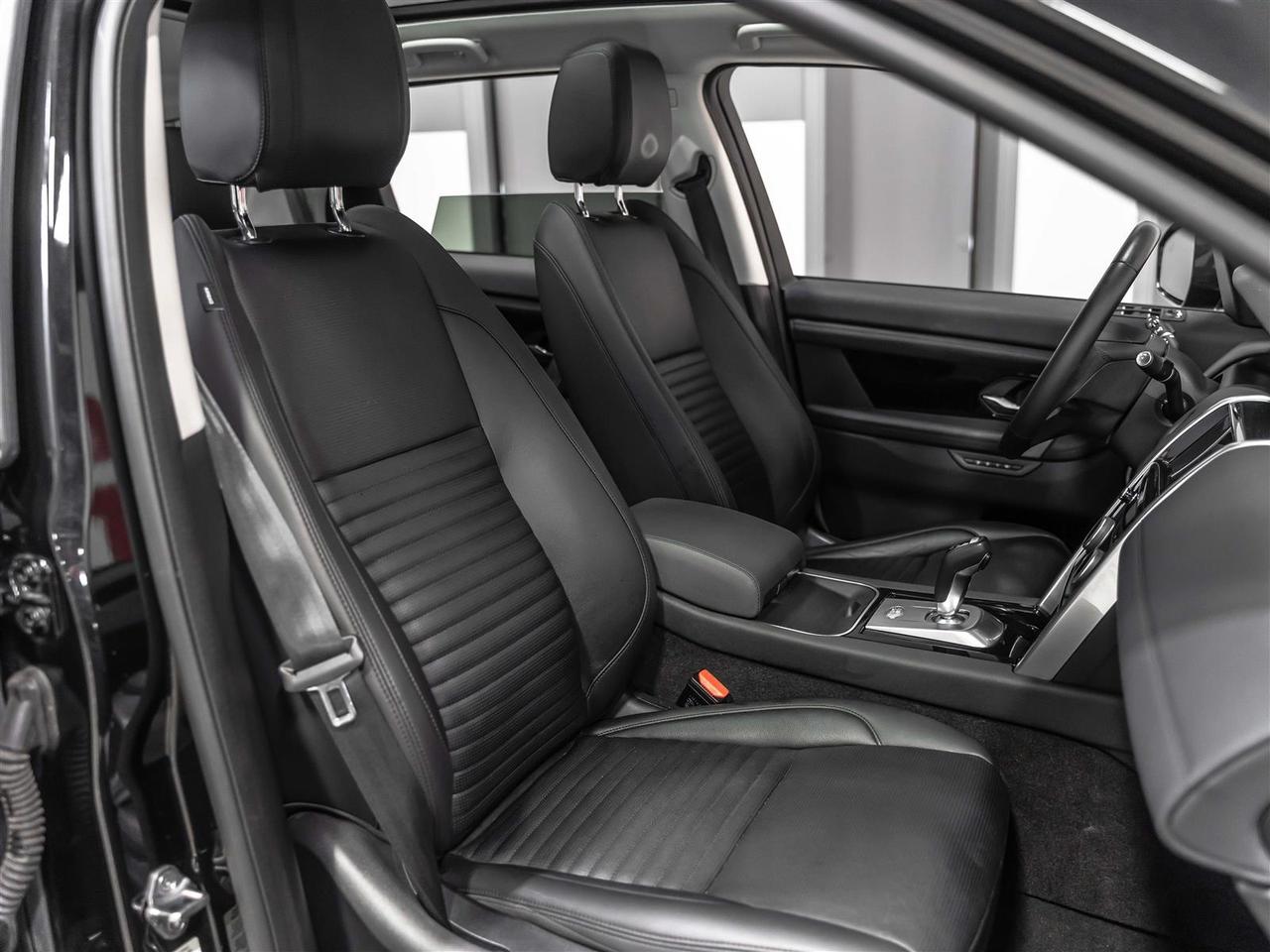 2023 Land Rover Discovery Sport SE|Black Pack|Accident Free|Ontario Vehicle|Adaptive Cruise Photo