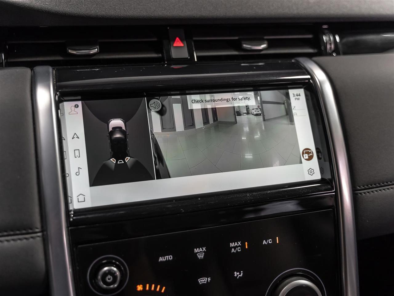 2023 Land Rover Discovery Sport SE|Black Pack|Accident Free|Ontario Vehicle|Adaptive Cruise Photo