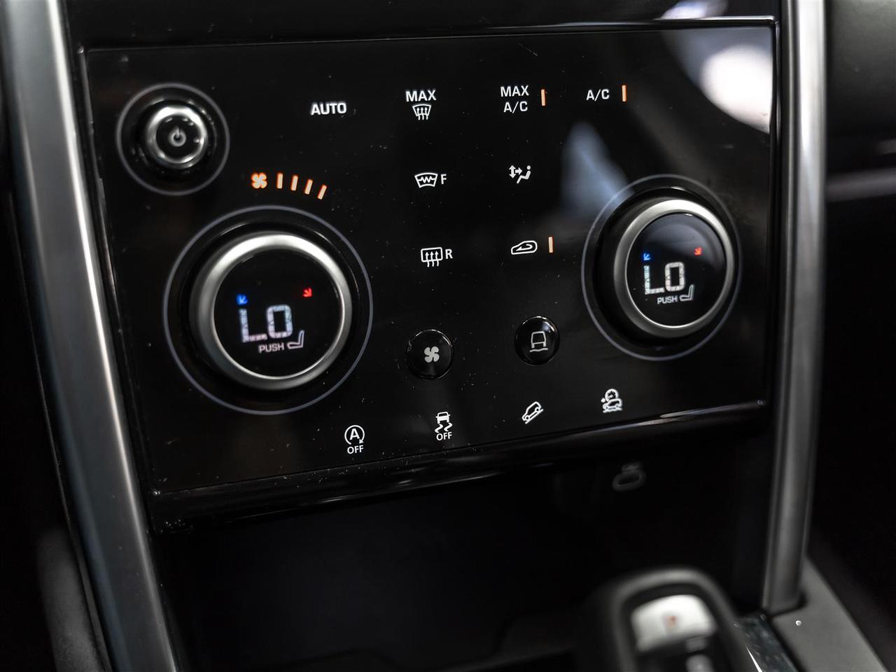 2023 Land Rover Discovery Sport SE|Black Pack|Accident Free|Ontario Vehicle|Adaptive Cruise Photo