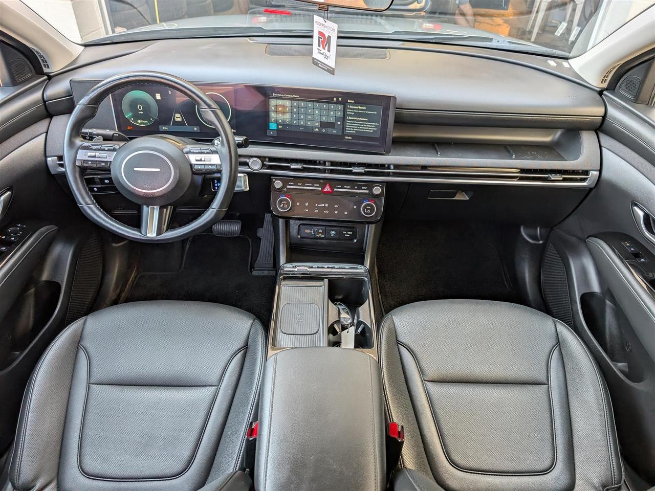 2025 Hyundai Tucson PREFERRED AWD - PANO ROOF - LEATHER - TREND PKG Photo