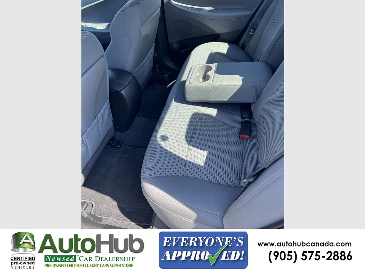 2013 Hyundai Sonata GL-HEATED SEATS Photo