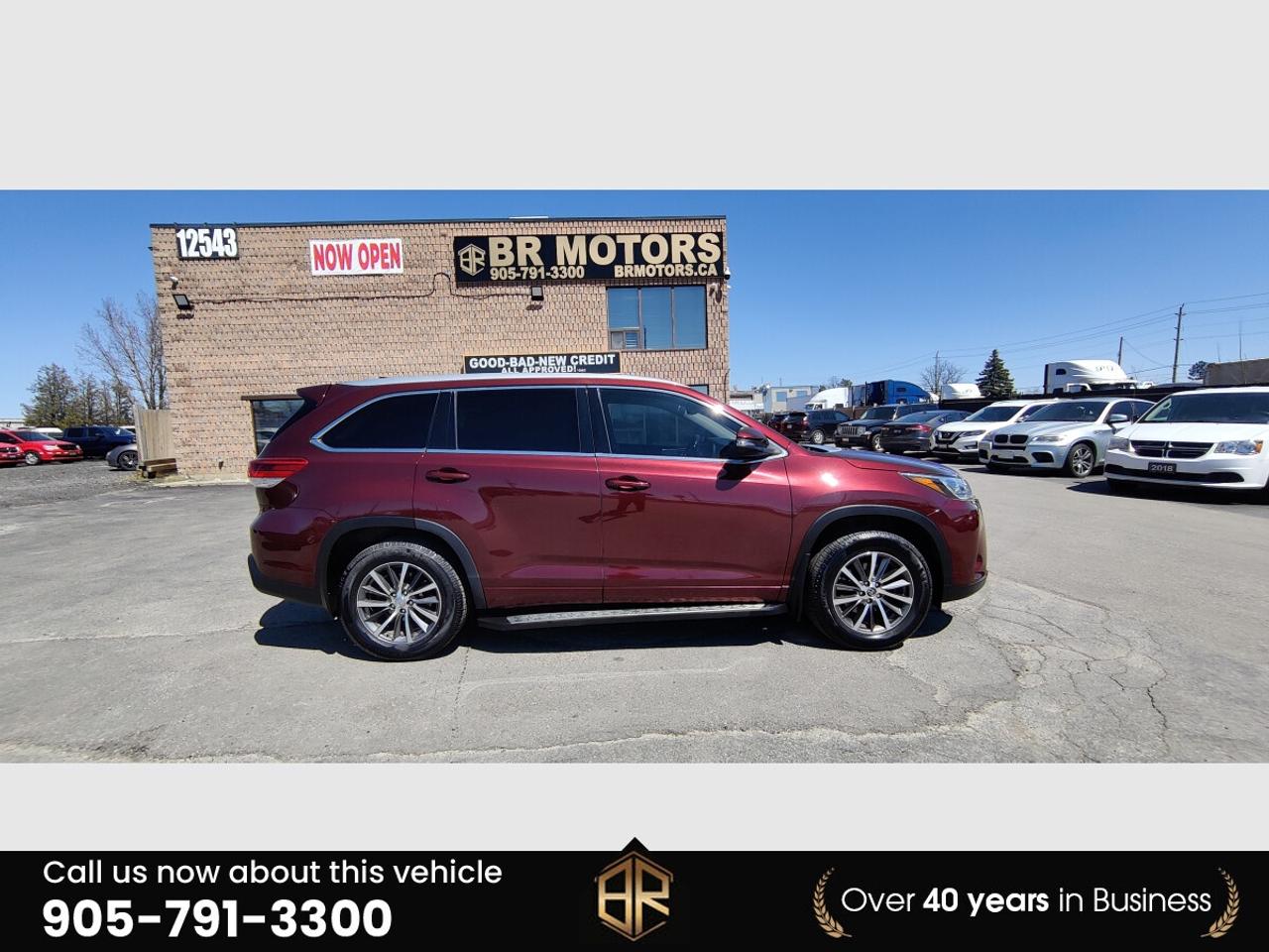 2017 Toyota Highlander XLE | Leather | Sun Roof | No Accidents Reported | Photo