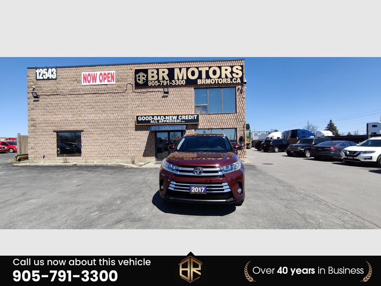 2017 Toyota Highlander XLE | Leather | Sun Roof | No Accidents Reported | Photo
