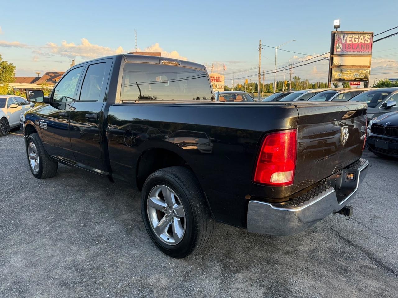 2017 RAM 1500 Express Photo