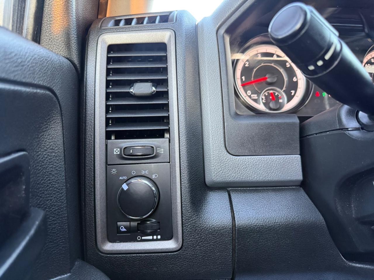 2017 RAM 1500 Express Photo