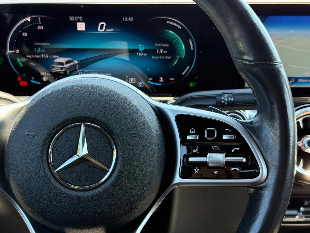 2020 Mercedes-Benz G-Class GLB 250 Photo