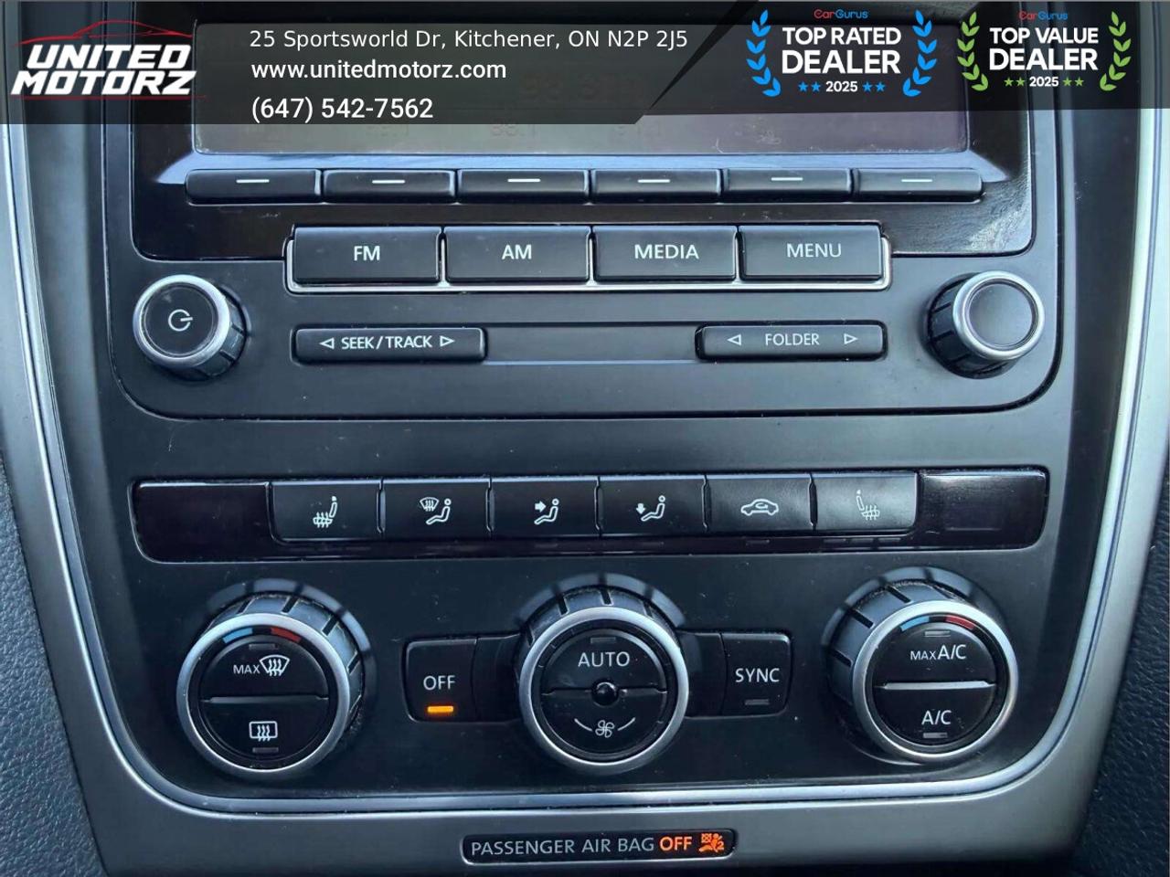 2015 Volkswagen Passat TSI Auto Trendline 4dr Sdn 1.8L FWD~SAFETY CERTIFI Photo