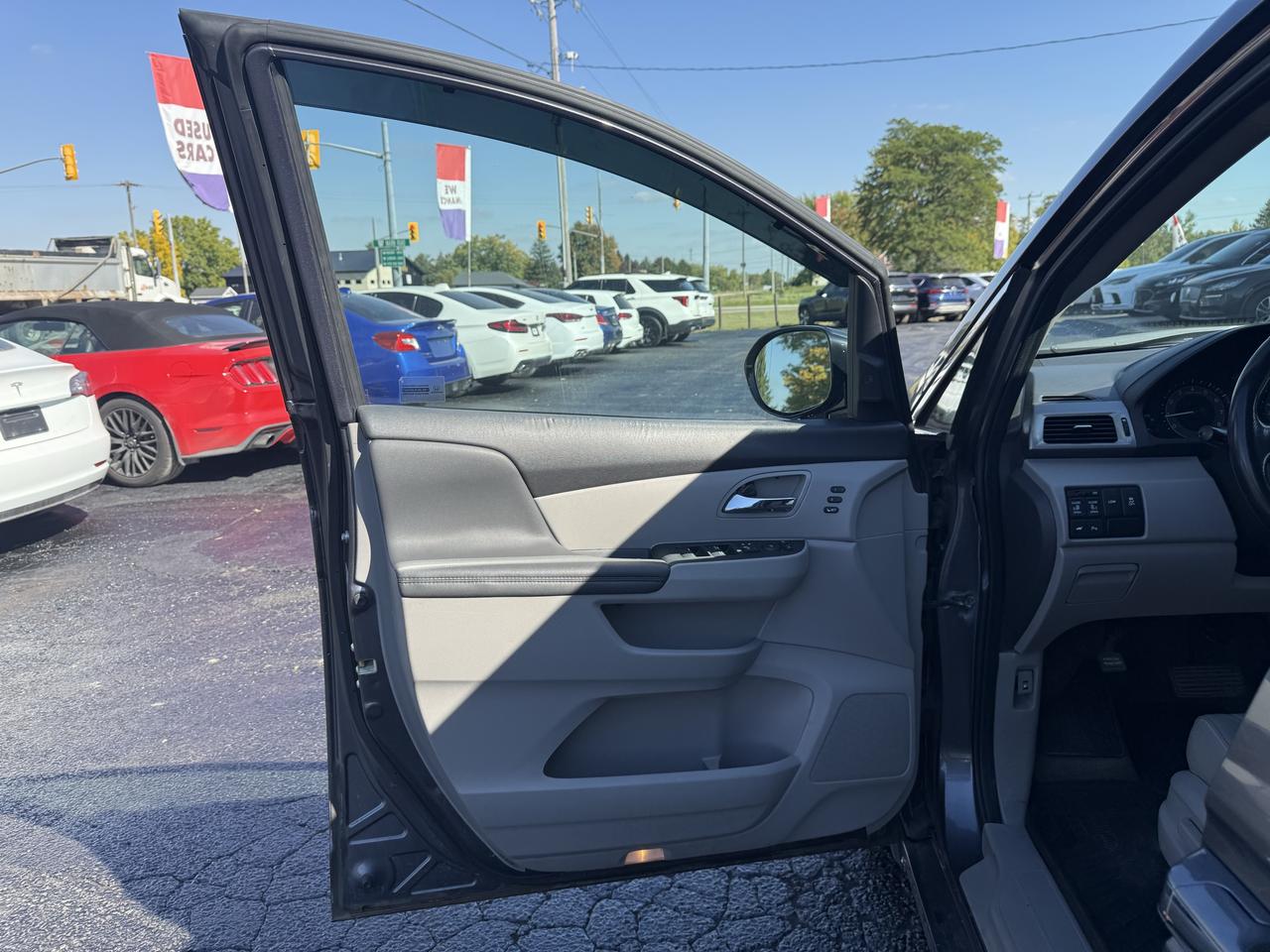 2016 Honda Odyssey Touring Photo