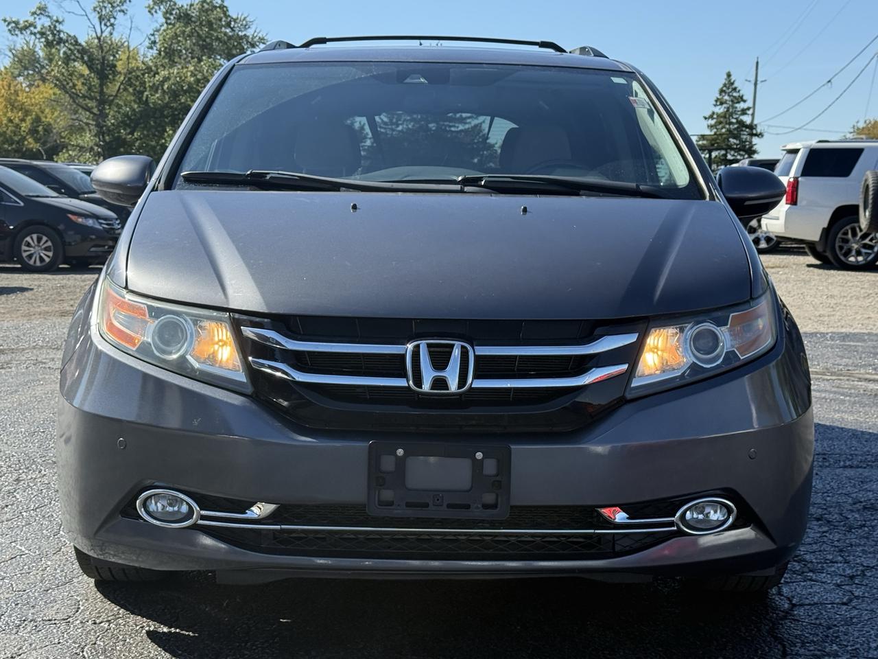2016 Honda Odyssey Touring Photo