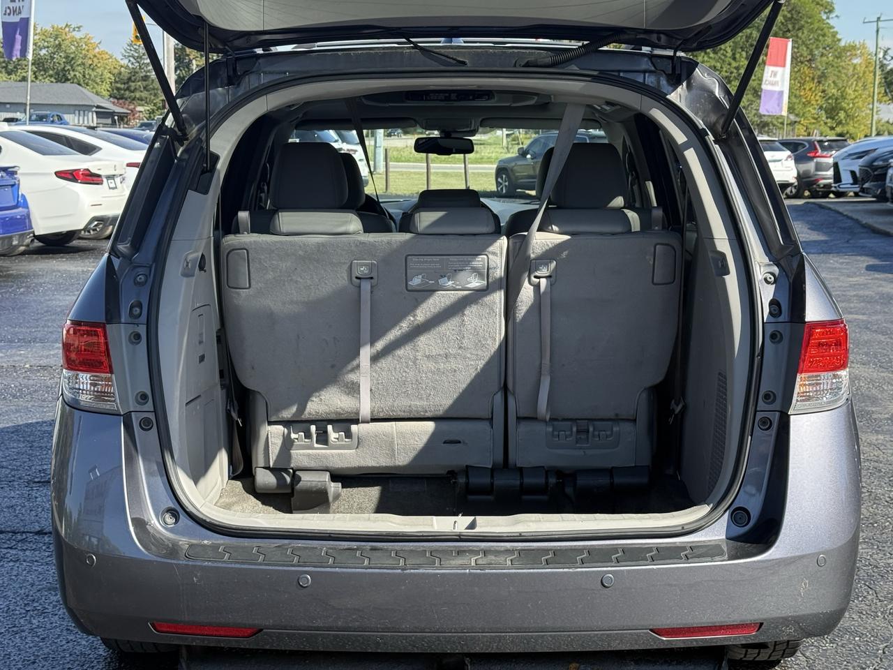 2016 Honda Odyssey Touring Photo