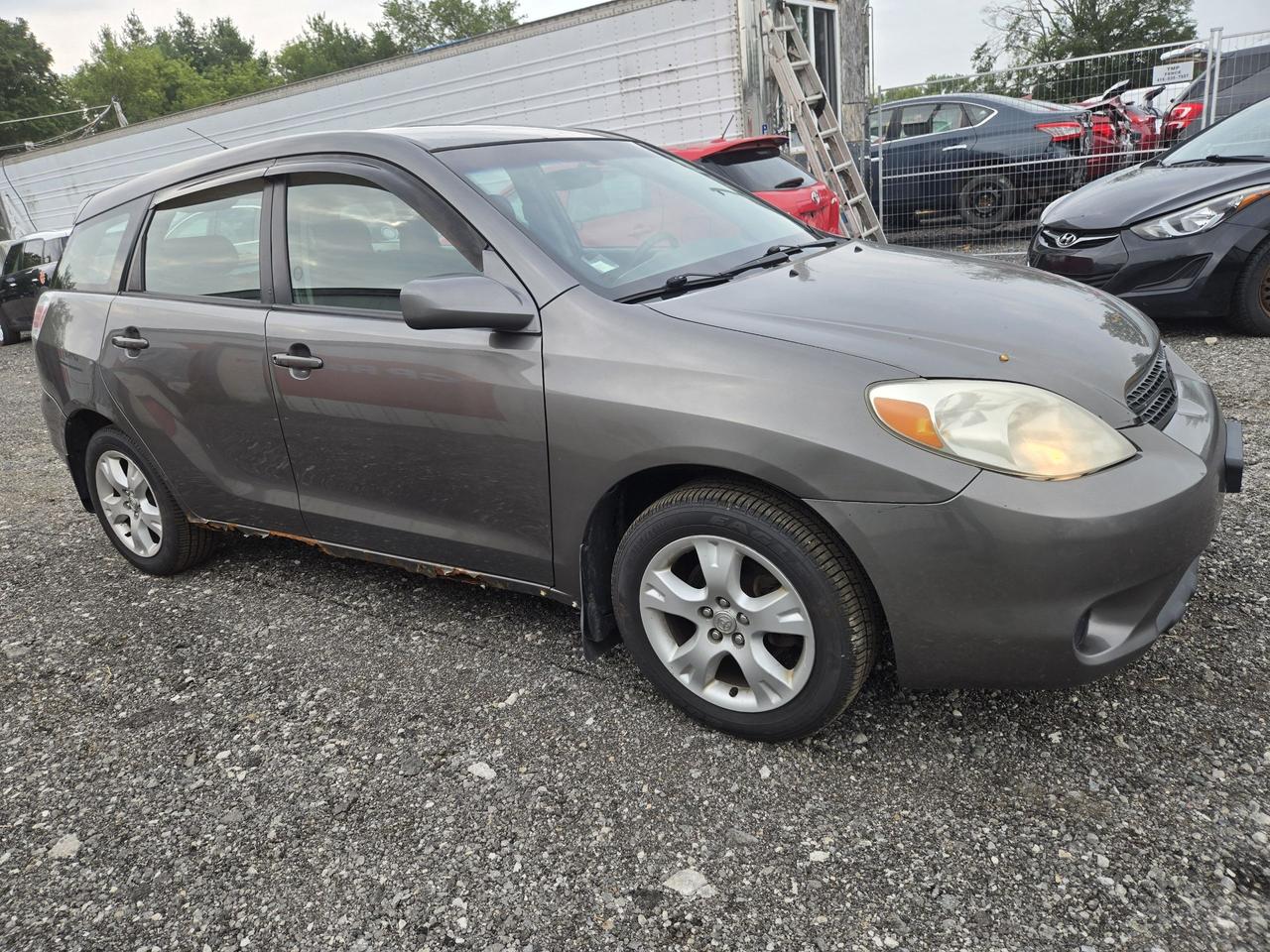 2008 Toyota Matrix XR Photo2
